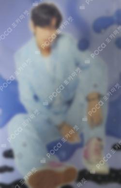 MAP OF THE SOUL : 7 ~THE JOURNEY~ UNIVERSAL V photocard image