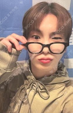 HARD YIZHIYU Key photocard image