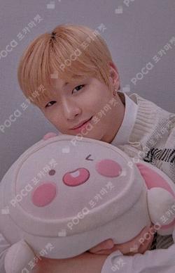 Apeach KANG DANIEL Edition Photo Card Collecting Scrap Book (Pink)