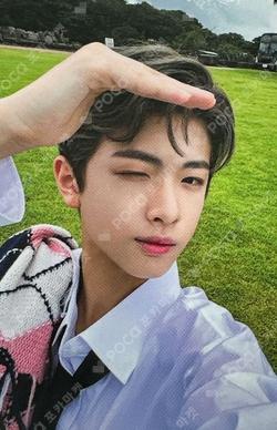 NEW TOMORROW B ver. Oh Hyeon Tae photocard image