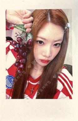 Dall WITHMUU Kim Lip photocard image