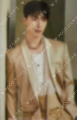 SEVENTEEN RIGHT HERE WORLD TOUR Trading Card Set