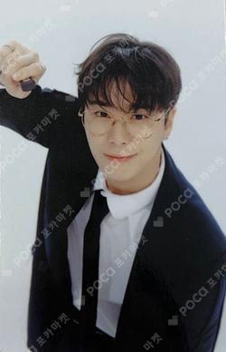2023 SEASON’S GREETINGS TRADING CARD