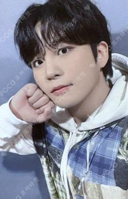 ATEEZ JONGHO photocard image