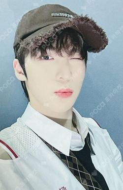ATEEZ YUNHO photocard image