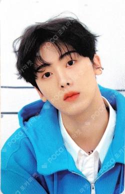 2023 SEASON’S GREETINGS TRADING CARD