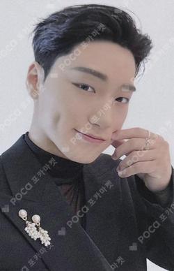 ATEEZ SAN photocard image