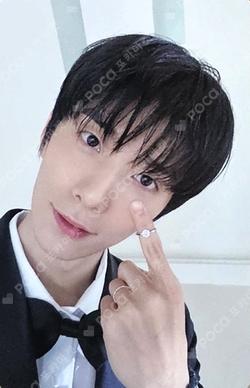 2024 SF9 FAN-CON ‘My 8antasia’ TRADING PHOTO CARD SET HWIYOUNG photocard image