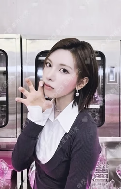 NMIXX 2ND FAN CONCERT NMIXX CHANGE UP : MIXX LAB TRADING CARD BAE photocard image