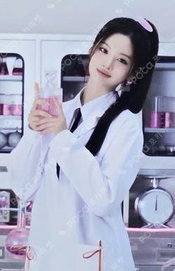 NMIXX 2ND FAN CONCERT NMIXX CHANGE UP : MIXX LAB TRADING CARD SULLYOON photocard image