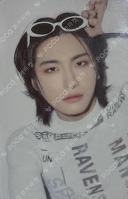Birthday UNIVERSA SEONGHWA photocard image