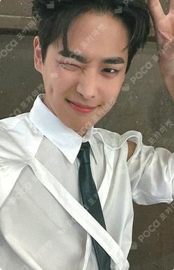 Chaos YGLOBAL MUSIC LUCKY DRAW BYUNGCHAN photocard image