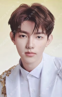 TANGLE TEEZER ZHANG HAO photocard image