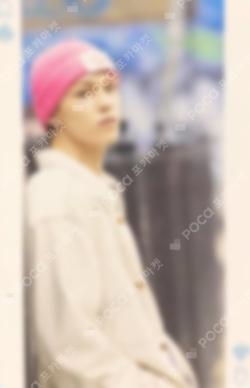 Seventeen VERNON photocard image