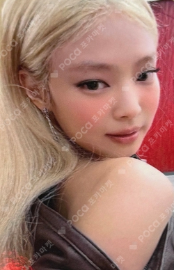 BLACKPINK JENNIE weverse Mantra 公式特典　トレカ BLACKPINK JENNIE weverse Mantra 公式特典 トレカ - メルカリ