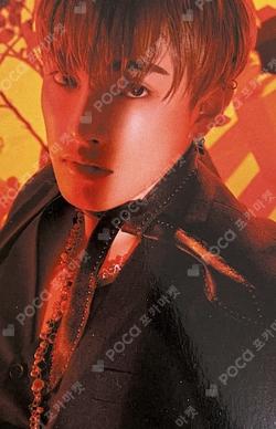 THE WORLD EP.PARADIGM TOWER RECORDS LUCKY DRAW HONGJOONG photocard image