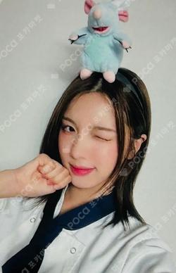 UNFRAMED MAKESTAR LUCY photocard image