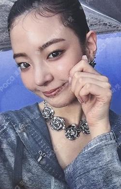 ITZY LIA photocard image