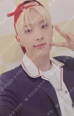 P1ay P1ay P1ay TRADING PHOTO CARD SET