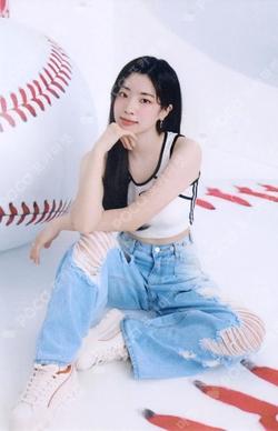 TWICE 9TH ANNIVERSARY POP-UP STORE [HOME 9ROUND] TRADING CARD