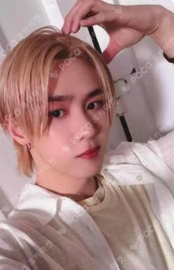 Give Me That MUSIC KOREA KUN photocard image