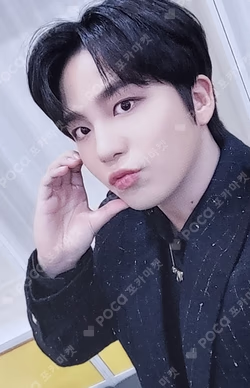 GOLDEN HOUR Part.1 WORK TO LIVE VER. MAKESTAR JONGHO photocard image