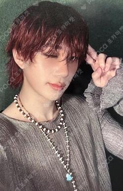 SAD SONG POP-UP STORE REWARD THEO photocard image