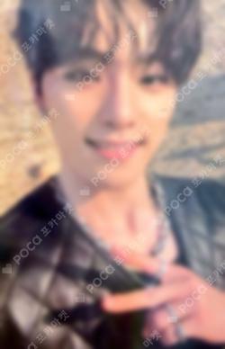Seventeen DINO photocard image
