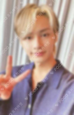 SECTOR 17 YIZHIYU JUN photocard image