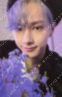 SECTOR 17 YIZHIYU JUN photocard image