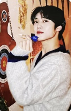 THE BOYZ POP-UP STORE THE AZIT TRADING CARD