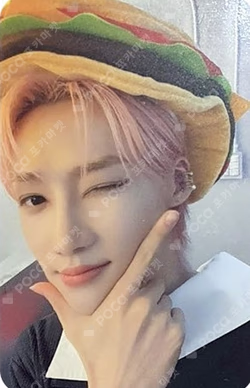 DICON ISSUE N°13 : THE BOYZ BOn voYage B-type NEW photocard image