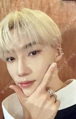 DICON ISSUE N°13 : THE BOYZ BOn voYage B-type NEW photocard image