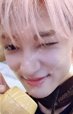 DICON ISSUE N°13 : THE BOYZ BOn voYage A-type NEW photocard image