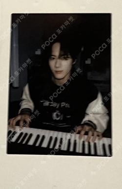 THE BOYZ POP-UP STORE THE AZIT LUCKY DRAW ERIC photocard image