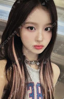 Fe3O4: STICK OUT APPLEMUSIC LUCKY DRAW SULLYOON photocard image