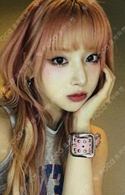 Fe3O4: STICK OUT APPLEMUSIC LUCKY DRAW JIWOO photocard image