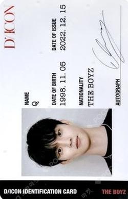 DICON ISSUE N°13 : THE BOYZ BOn voYage A-type Q photocard image