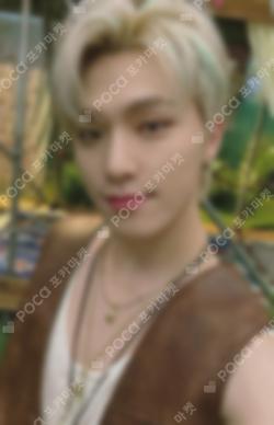Seventeen DINO photocard image