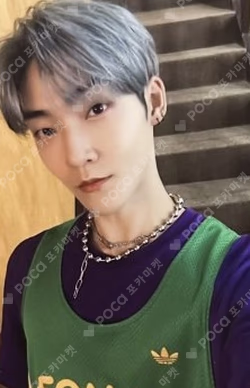 DICON ISSUE N°13 : THE BOYZ BOn voYage A-type