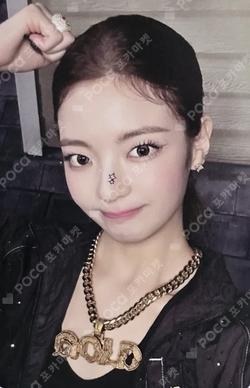 ITZY LIA photocard image