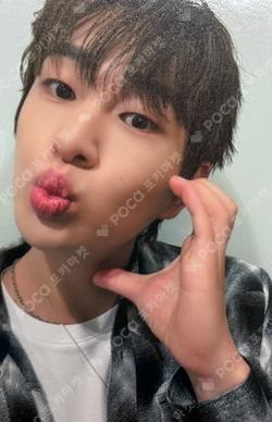 FLOW SOUND WAVE ONEW photocard image