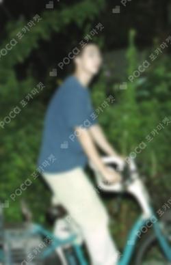 Right Place, Wrong Person MUSICART LUCKY DRAW RM photocard image