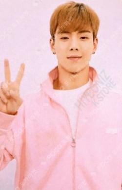 TWOTUCKGOM X MONSTA X