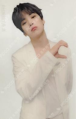 WE ARE HERE MINHYUK photocard image