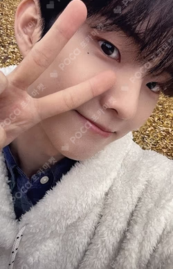 2022 THE BOYZ FAN CON：THE B-ROAD MINI L-HOLDER