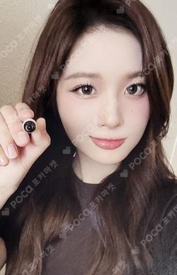 Fe3O4: STICK OUT MAKESTAR