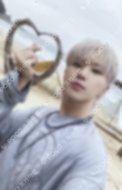 Pocamarket, Seventeen HOSHI SPILL THE FEELS KPOP MERCH/SHOPEE