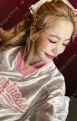 2024 Red Velvet FANCON TOUR HAPPINESS : My Dear, ReVe1uv UNIFORM SET YERI photocard image