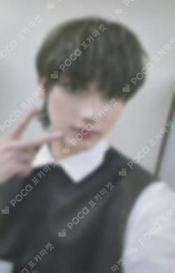 TXT HUENINGKAI photocard image
